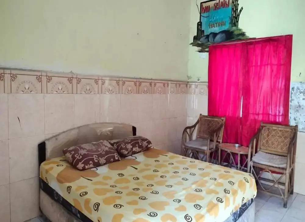 Петумбак: Hotel Sayna