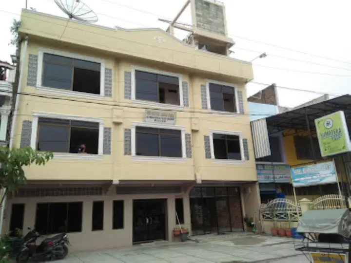 Озеро Тоба: Hotel Sumatera Balige