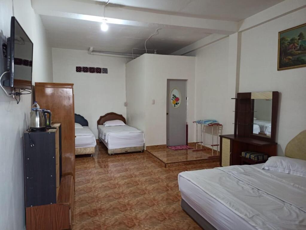 Озеро Тоба: Hotel Sumatera Balige