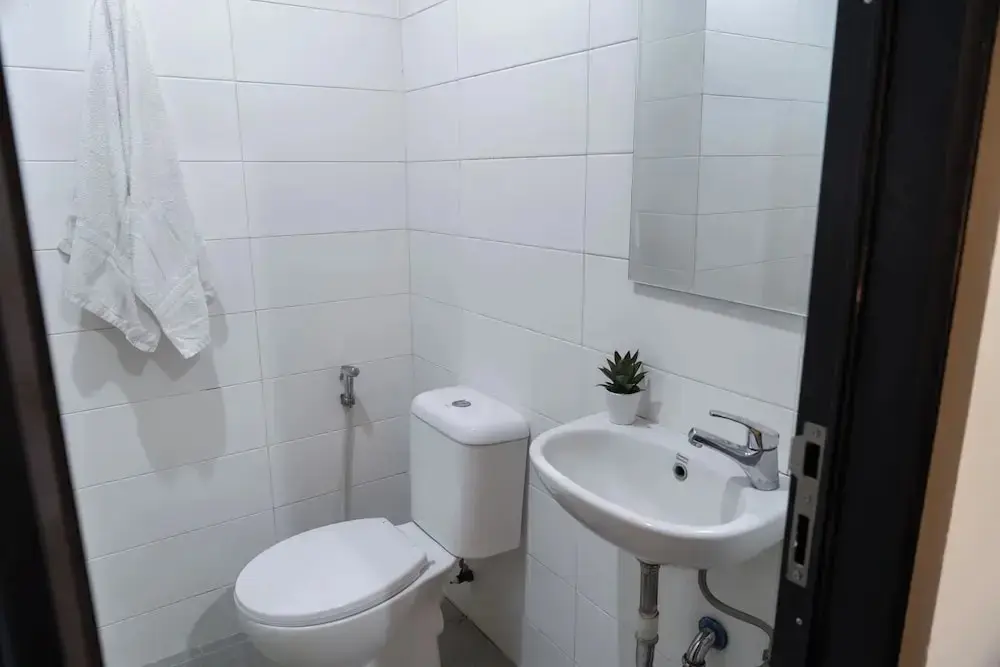 Джакарта: Cove Urooms Panglima Polim