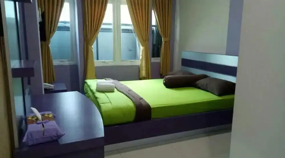 Бекаси: Hotel Ungu Pas Kangen Bekasi