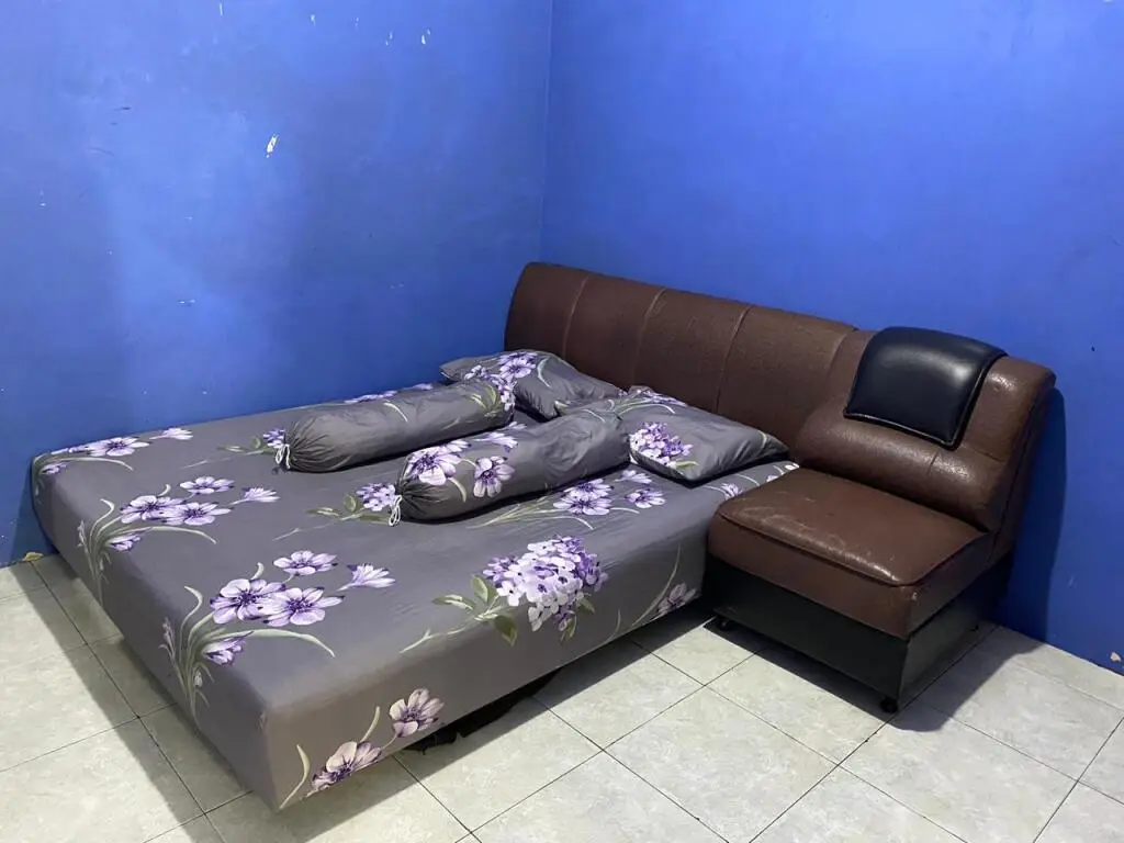 Макассар: Buntusu Guest House