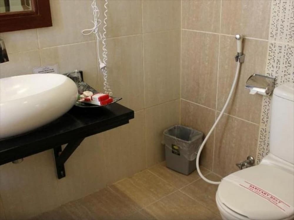 Чиребон: Grand Tryas Hotel