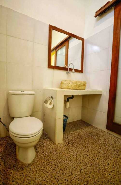 Пурвакерти: Kirana Homestay - Sunshine Bungalow