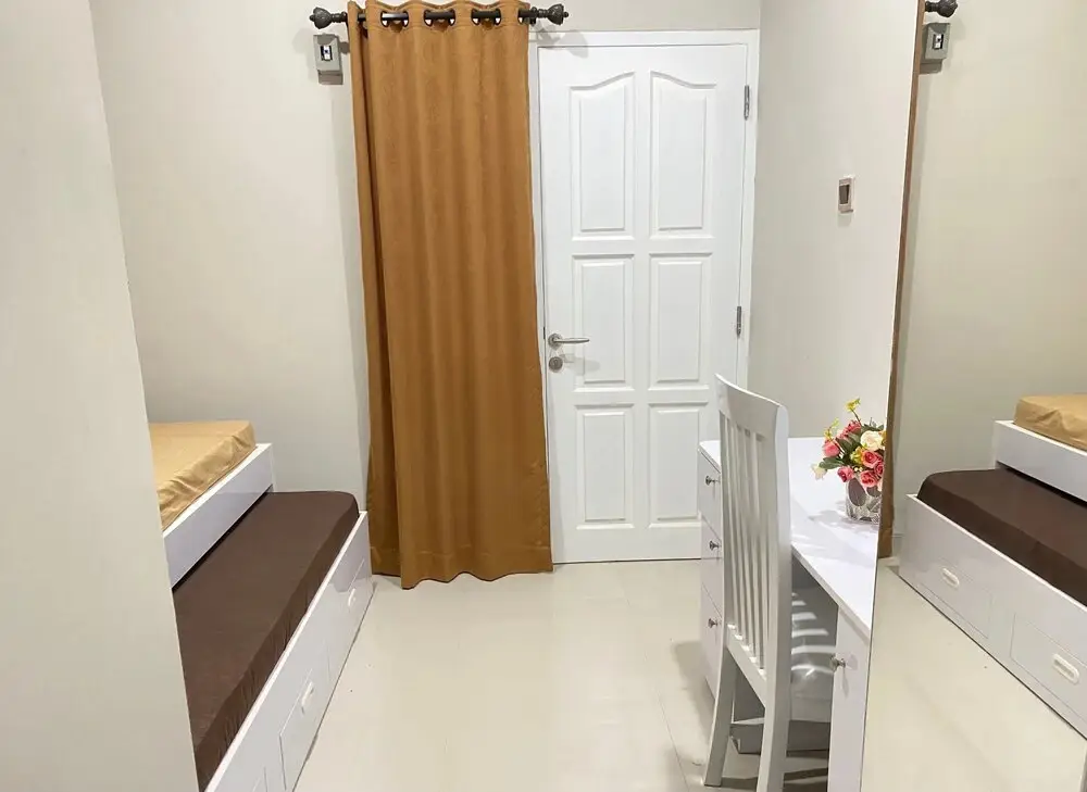 Депок: Guesthouse Putri Griya Fikarda by ZUZU