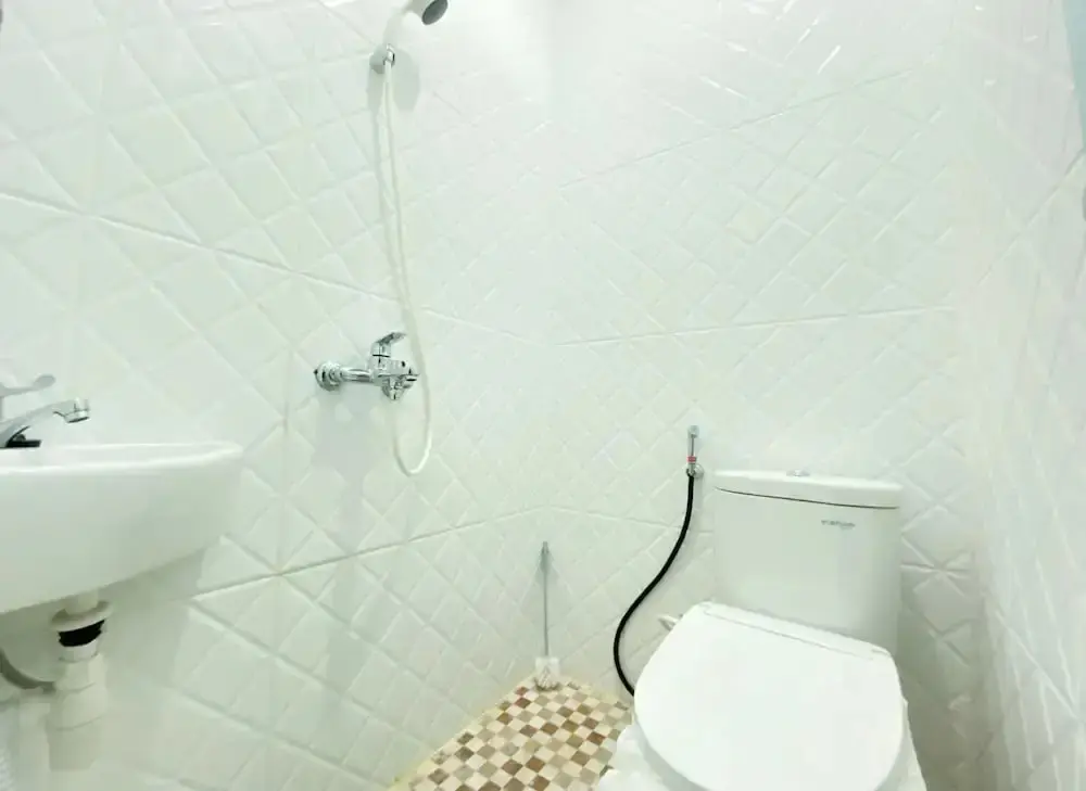 Депок: Guesthouse Putri Griya Fikarda by ZUZU