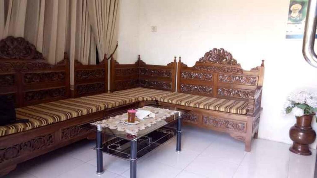 carousel image 1
