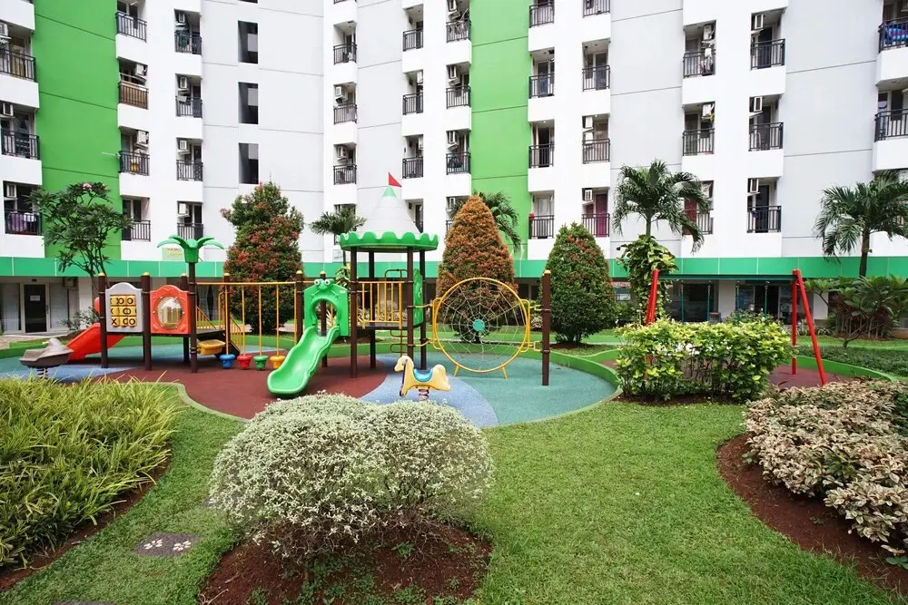 Южный Тангеранг: Puspita Green Lake View Apartment