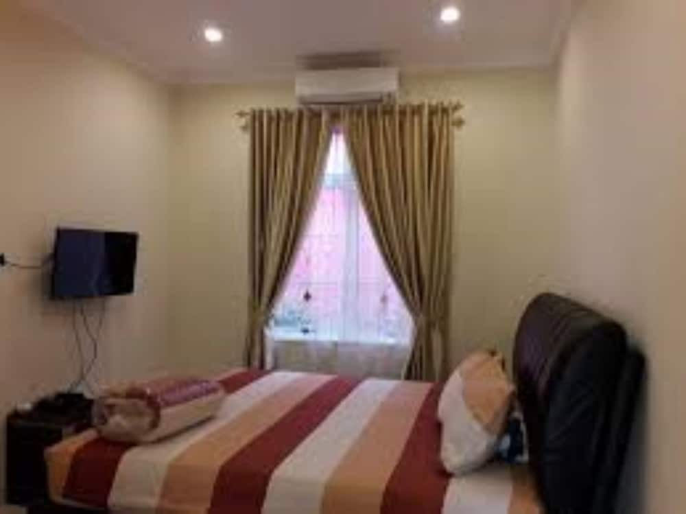 Читарингул: Villa Putri