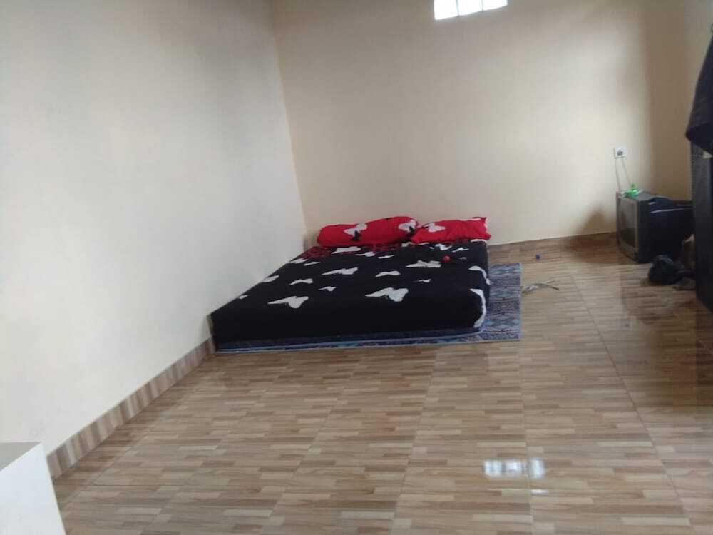 Читарингул: Villa Jomen