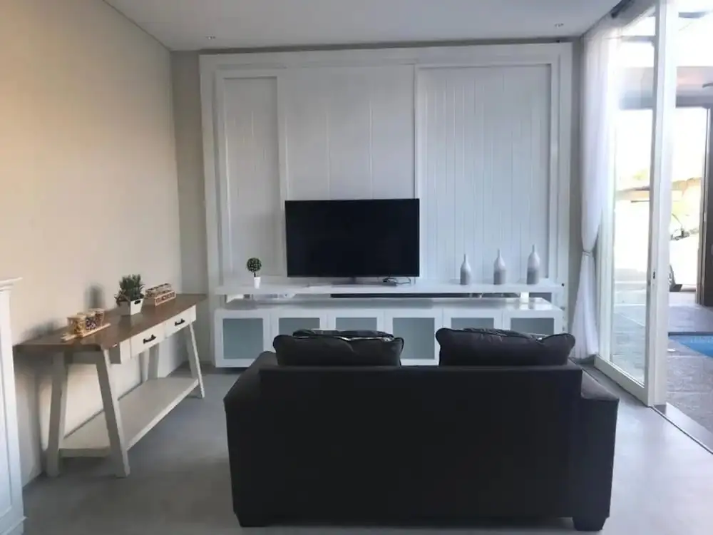 Бату: Group Villa Luxury