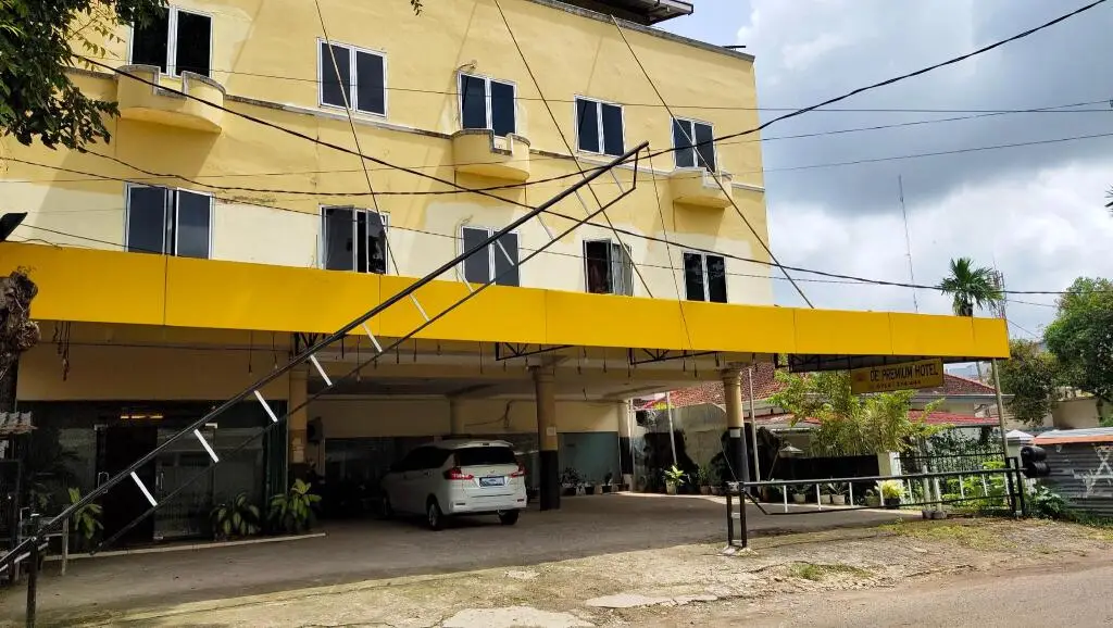 Палембанг: De' Premium Hotel Kartini