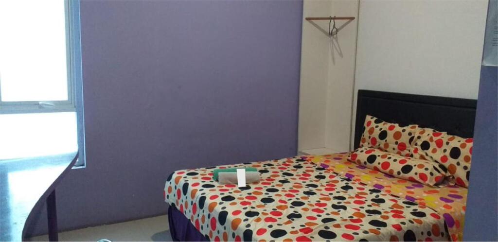 Чиребон: Hotel Ungu Cirebon