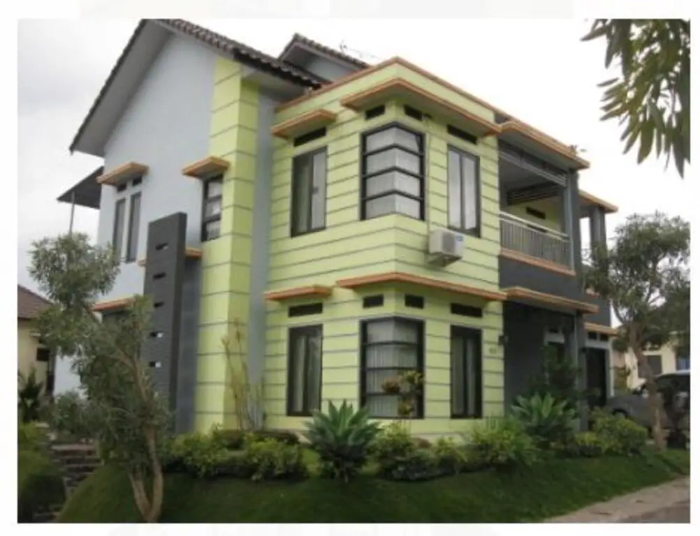 Бату: Q Villa Management