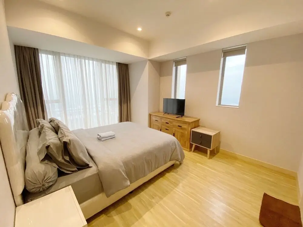 Legok: Branz BSD Apartments by OkeStay
