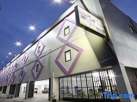 Семаранг: Dparagon Bukit Sari