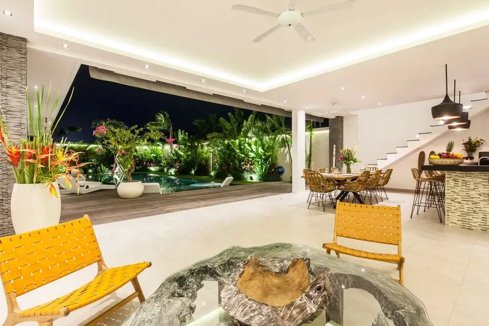 Чангу: Captivating Villa Walk to the Beach