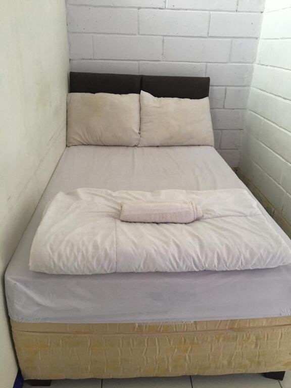 Бандунг: Caraka Hotel Batununggal