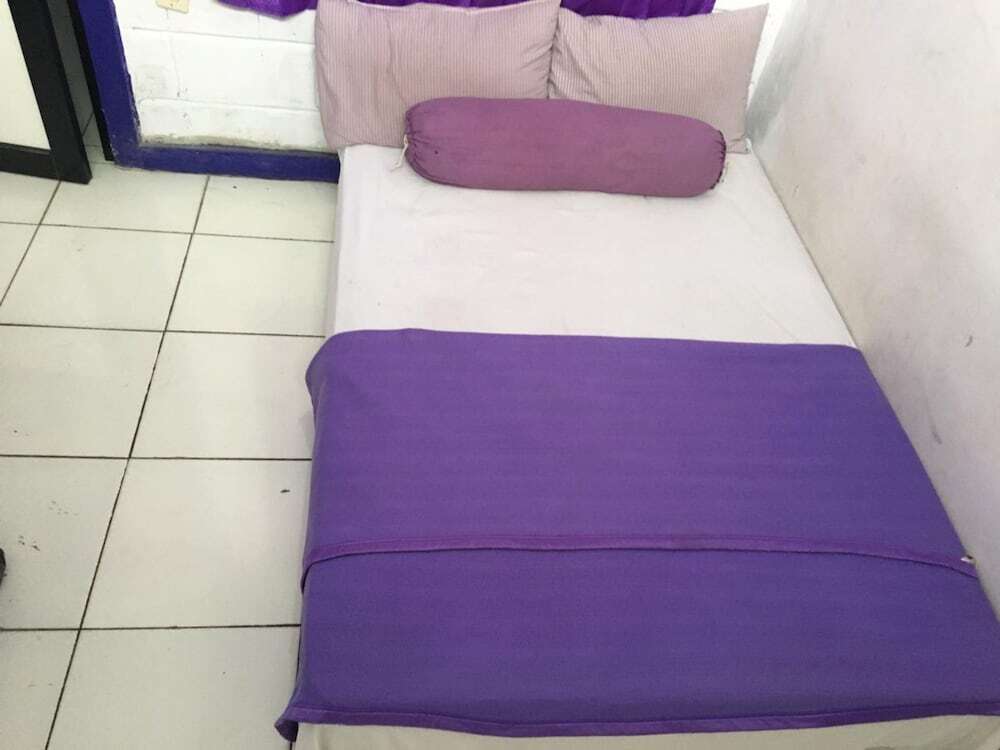 Бандунг: Caraka Hotel Batununggal