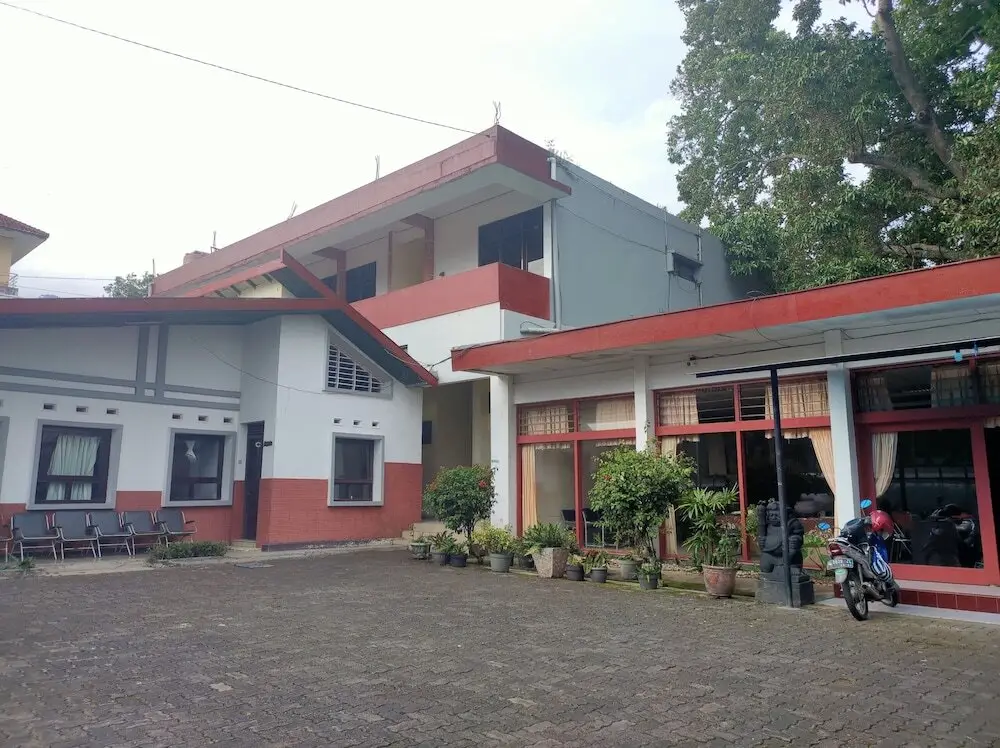 Бандунган: Hotel Wina Wisata