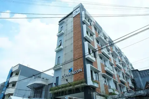 Dparagon Gajah Mada — фото 1