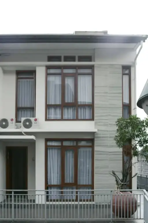 Бандунг: Villa Ouma Bandung