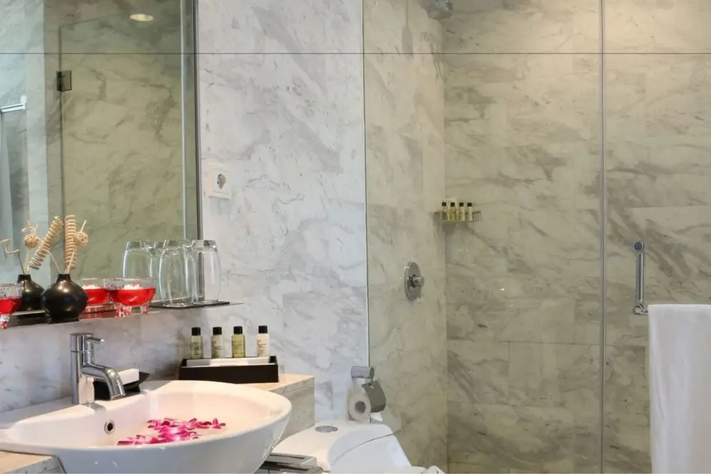 Джакарта: Two Bedroom Apartments Fraser Residence Sudirman