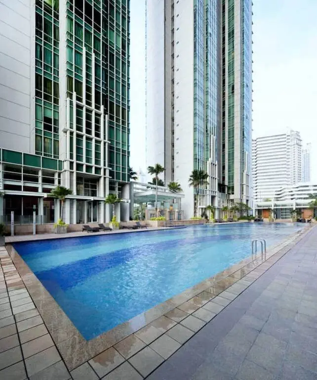 Джакарта: Three Bedroom Apartments Fraser Residence Sudirman