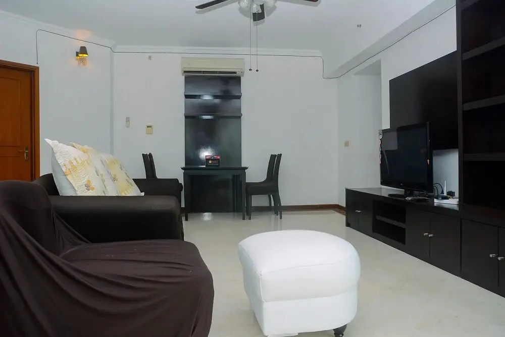 Джакарта: Spacious 2BR + Office Room Puri Casablanca Apartment