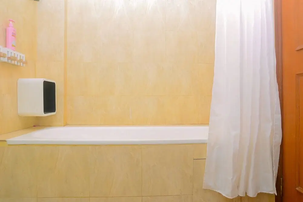 Джакарта: Spacious 2BR + Office Room Puri Casablanca Apartment
