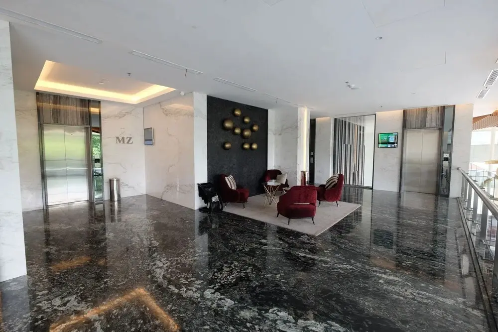 Джакарта: Cozy and Furnished Studio at Menteng Park Apartment