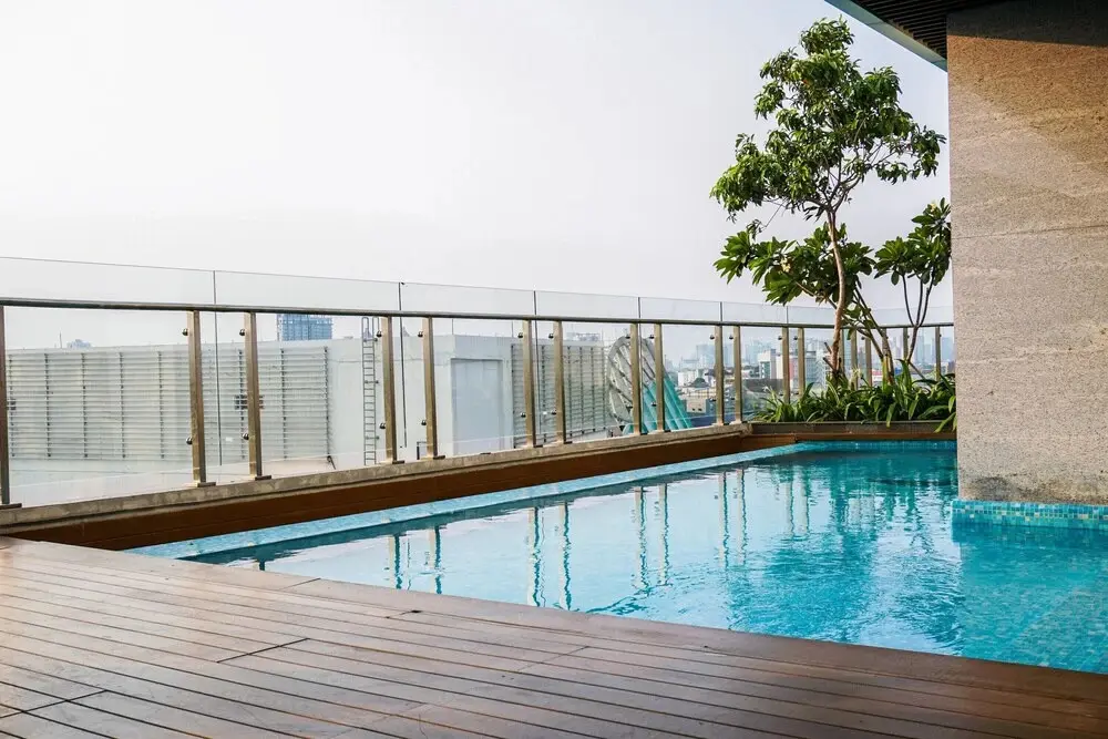 Джакарта: Cozy and Furnished Studio at Menteng Park Apartment