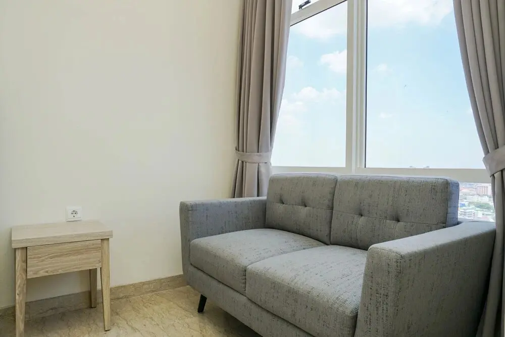 Джакарта: Cozy and Furnished Studio at Menteng Park Apartment