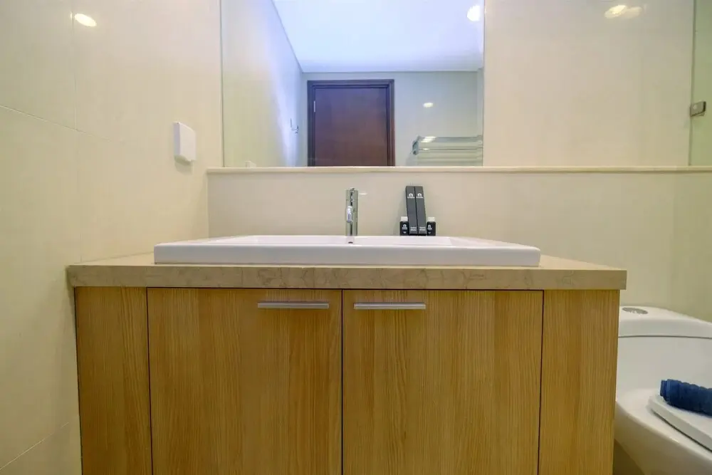 Джакарта: Cozy 1BR with Workspace at Setiabudi Skygarden Apartment
