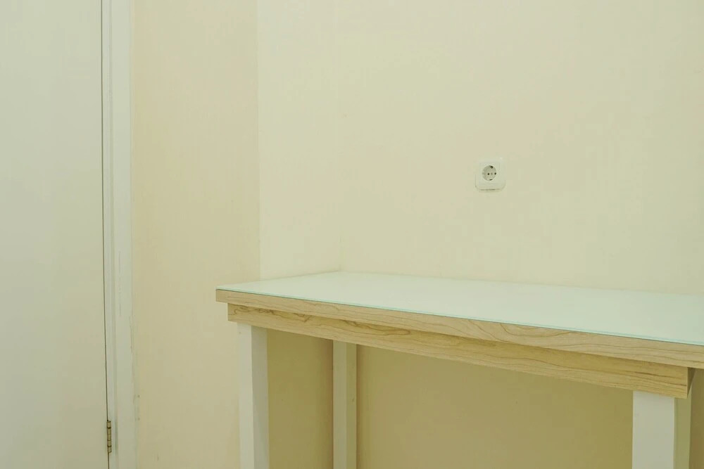 Джакарта: Comfy and Beautiful Studio Green Pramuka Apartment