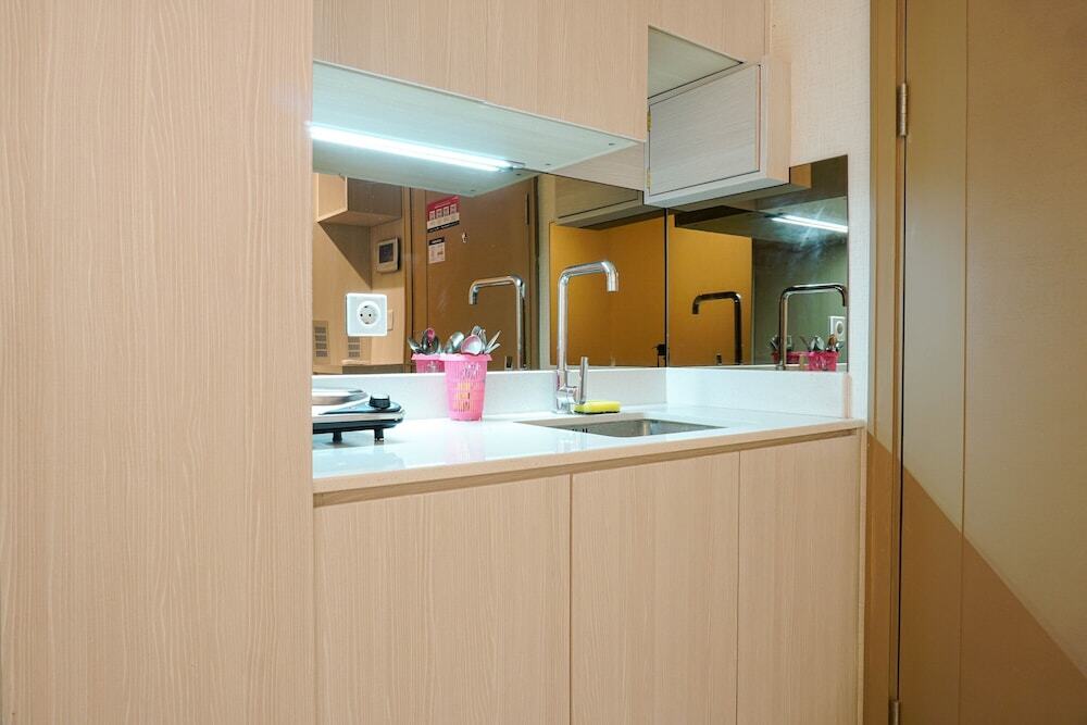 Джакарта: Exclusive and Great Location 1BR Gold Coast Apartment near PIK