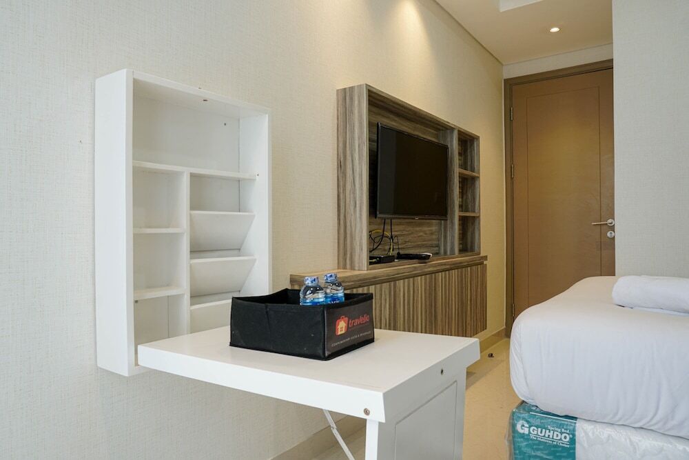 Джакарта: Exclusive and Great Location 1BR Gold Coast Apartment near PIK