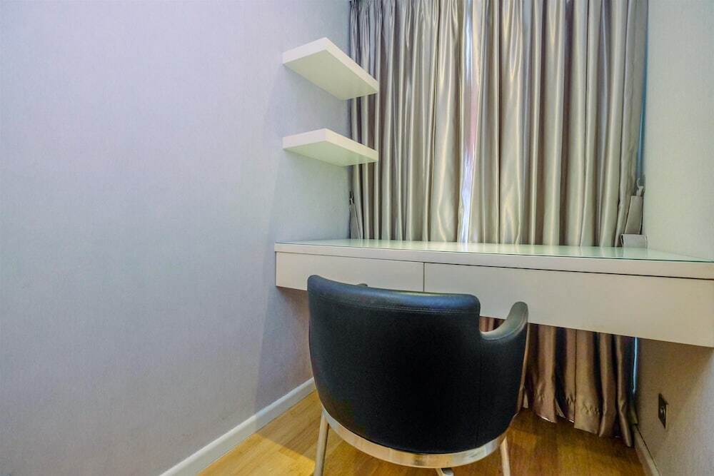 Джакарта: Spacious with City View 2BR Apartment at Casa Grande Residence