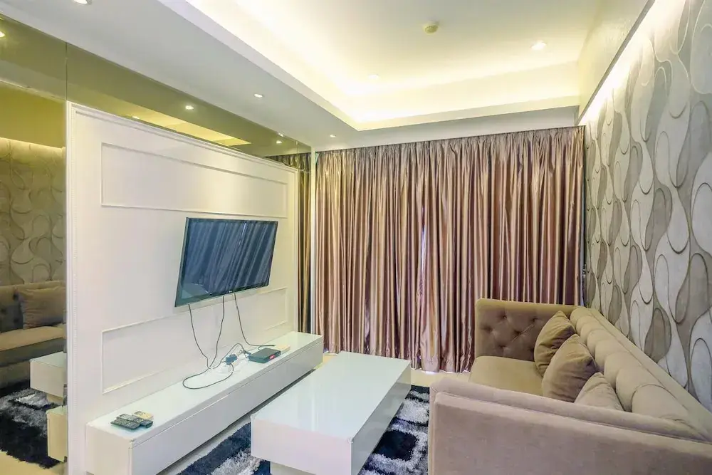 Джакарта: Spacious with City View 2BR Apartment at Casa Grande Residence