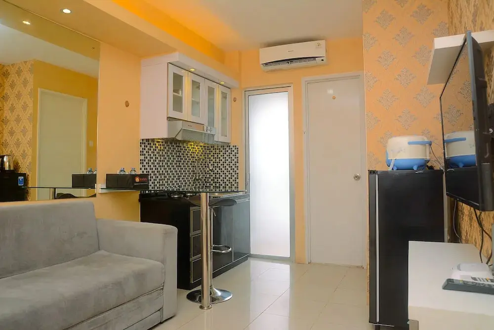 Джакарта: Bassura City 2BR Apartment with Minimalist Design near Shopping Mall