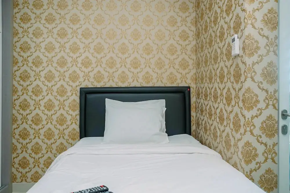Бекаси: Compact and Modern Studio Room Apartment at Grand Kamala Lagoon