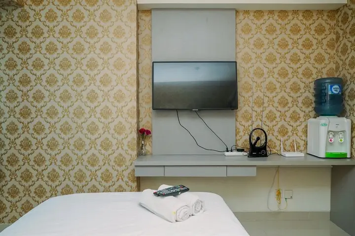 Бекаси: Compact and Modern Studio Room Apartment at Grand Kamala Lagoon