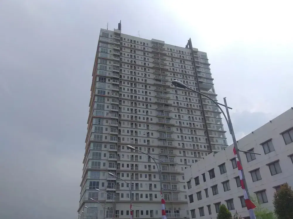 New Furnished Tamansari Mahogany Studio Apartment with Modern Style — фото 1