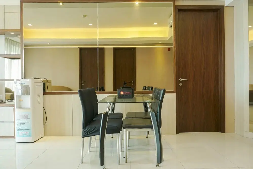 Джакарта: Beautiful and Luxury 2BR Apartment at St. Moritz