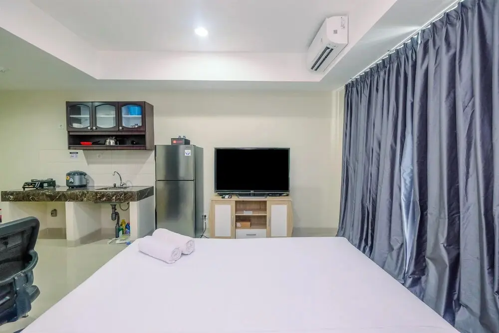 Джакарта: Cozy with Minimalist Style Studio Apartment Nine Residence
