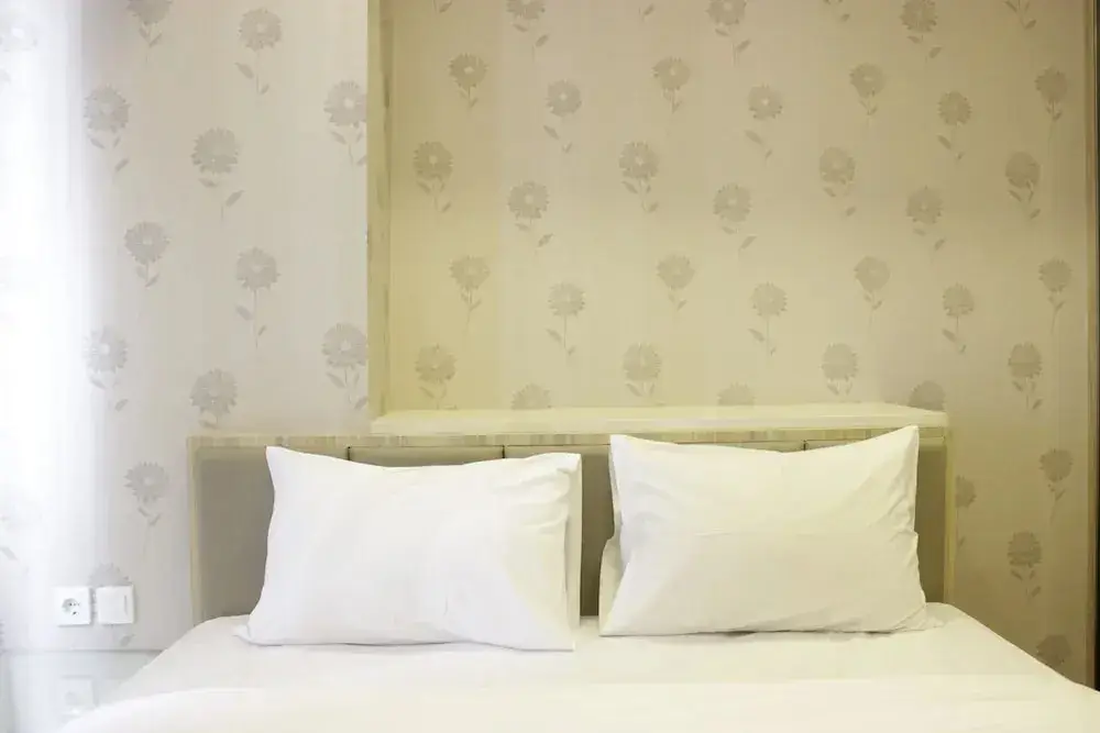 Бандунг: Homey and Chic 2BR Apartment Newton Residence