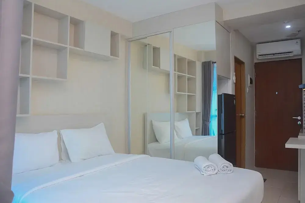 Джакарта: Beautiful and Relaxing Studio Tifolia Apartment