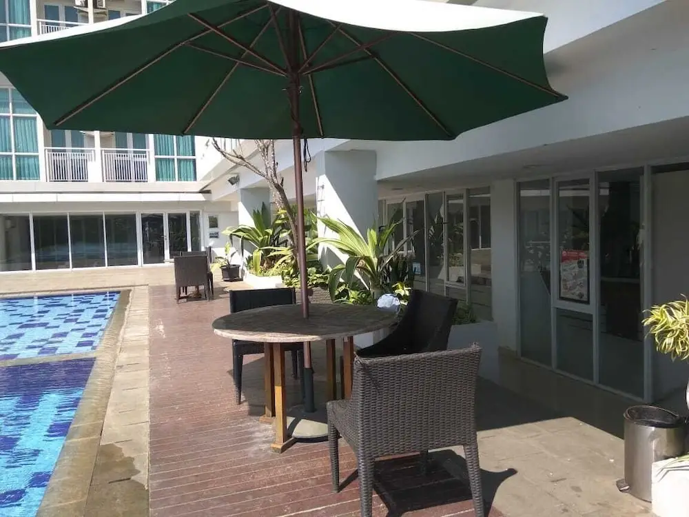 Сумеданг: Tiba at Jatinangor Hotel