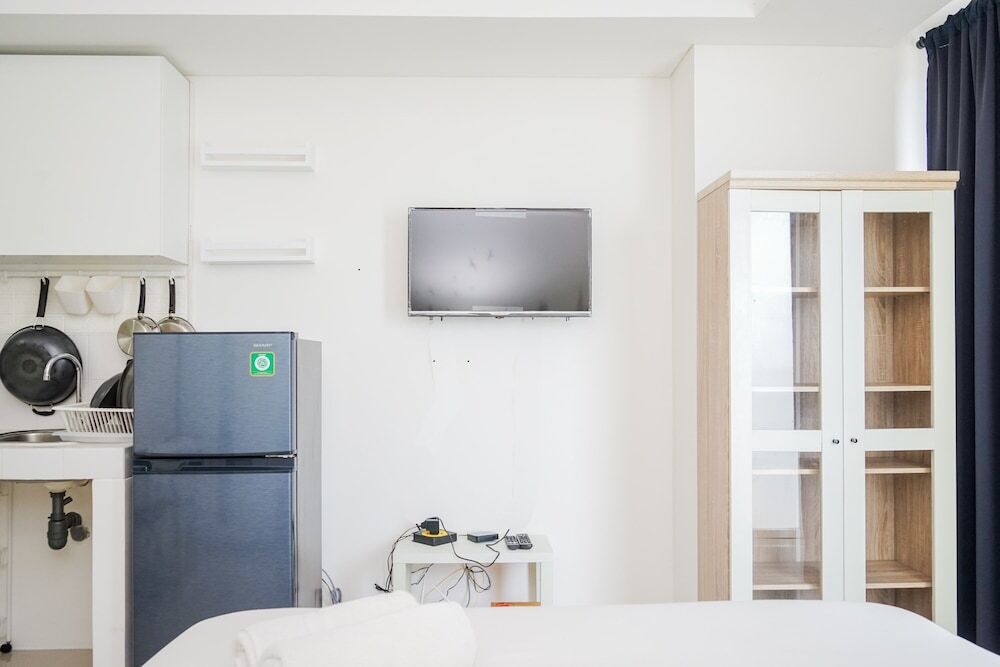 Южный Тангеранг: Beautiful and Comfy Studio at Silk Town Apartment