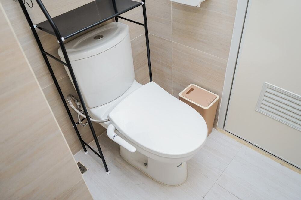 Южный Тангеранг: Beautiful and Comfy Studio at Silk Town Apartment